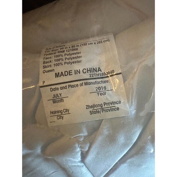 Tommy Hilfiger Home Quilted Windowpane Queen Mattress Pad  Queen color white - Picture 3 of 5